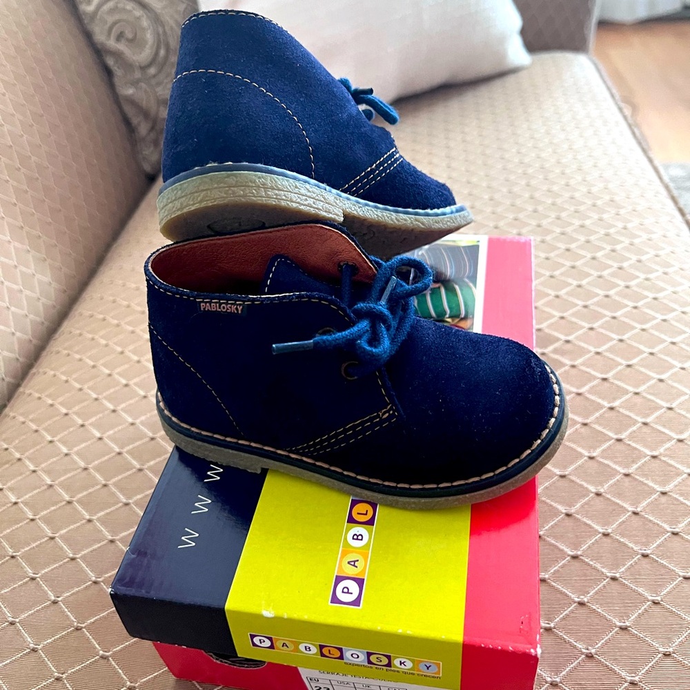 Pablosky Baby Dress Shoes in Excellent Like New Condition!!!